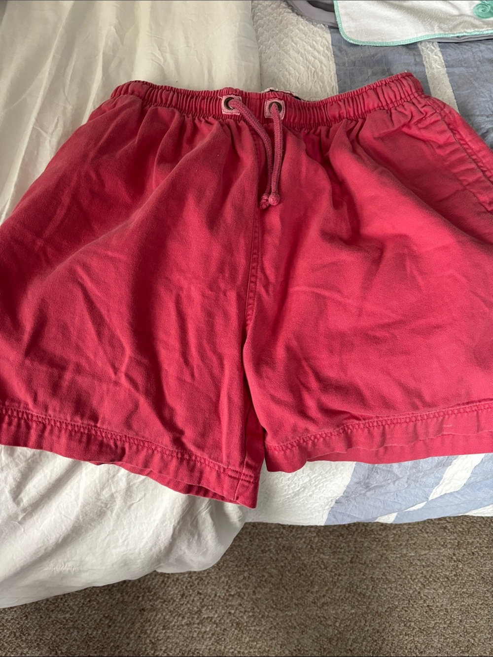 Men's Athletic Drawstring Shorts in Red